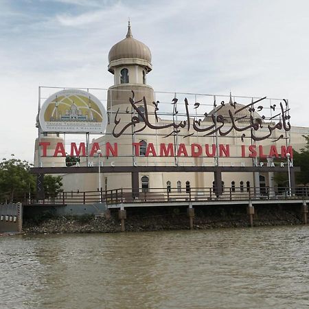 Ty Hotel Kuala Terengganu Exterior photo